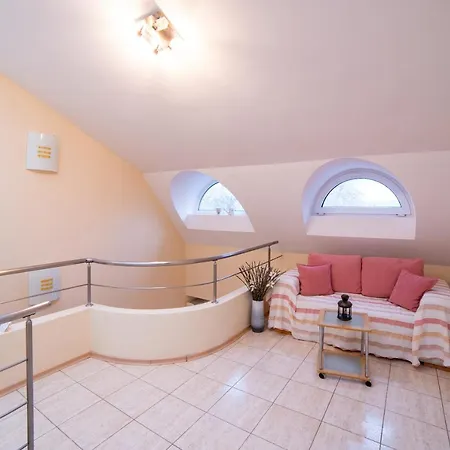 Maisonette Picadilly Apartment Varna